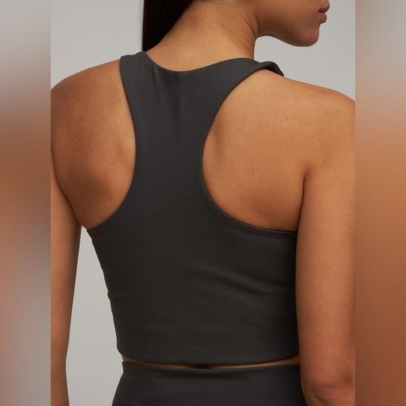 Girlfriend Collective Paloma Racerback Bra Top in Black - Picture 8 of 8